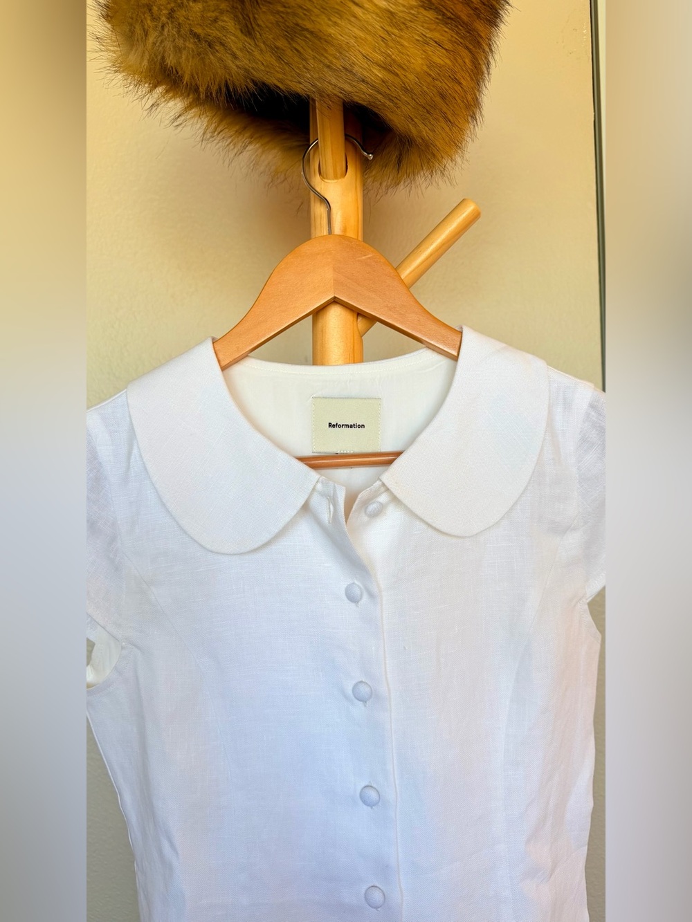 Reformation Molly Linen Shirt In White, BRAND NEW WITHOUT TAGS, NEVER WORN. - Picture 8 of 14